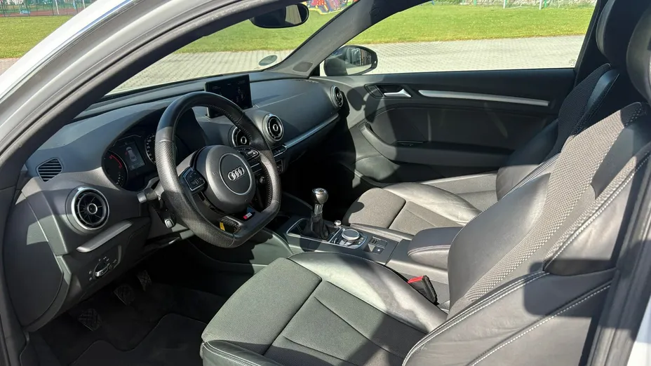 AUDI A3 Sportback -