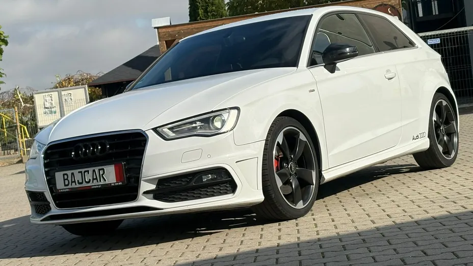 AUDI A3 Sportback -