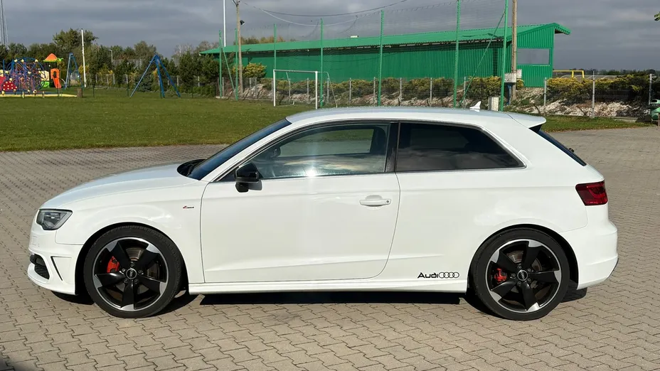 AUDI A3 Sportback -