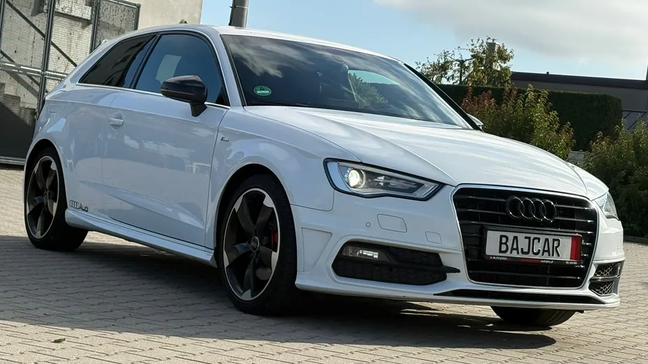 AUDI A3 Sportback -