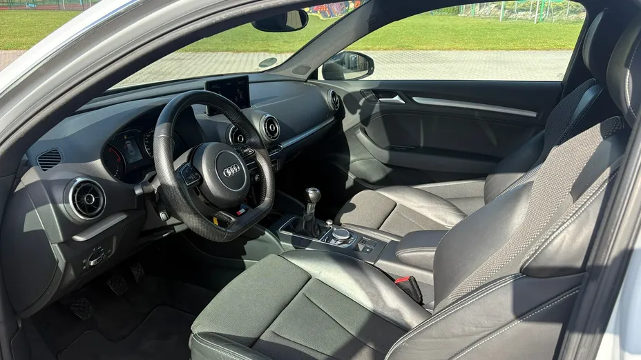 AUDI A3 Sportback -