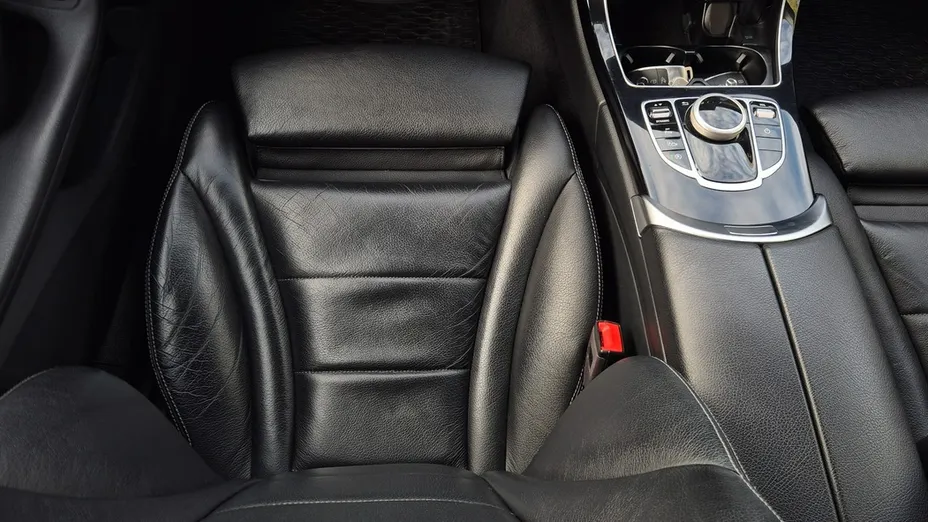 MERCEDES-BENZ C Klasa -