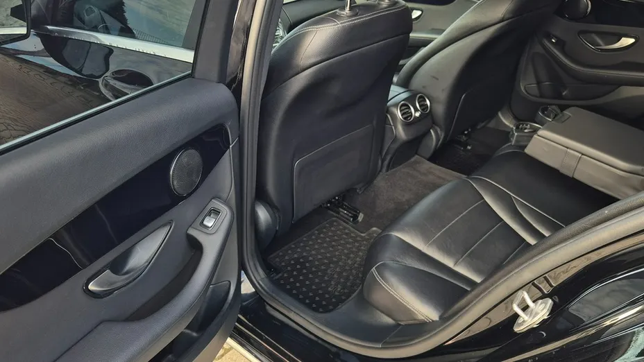MERCEDES-BENZ C Klasa -