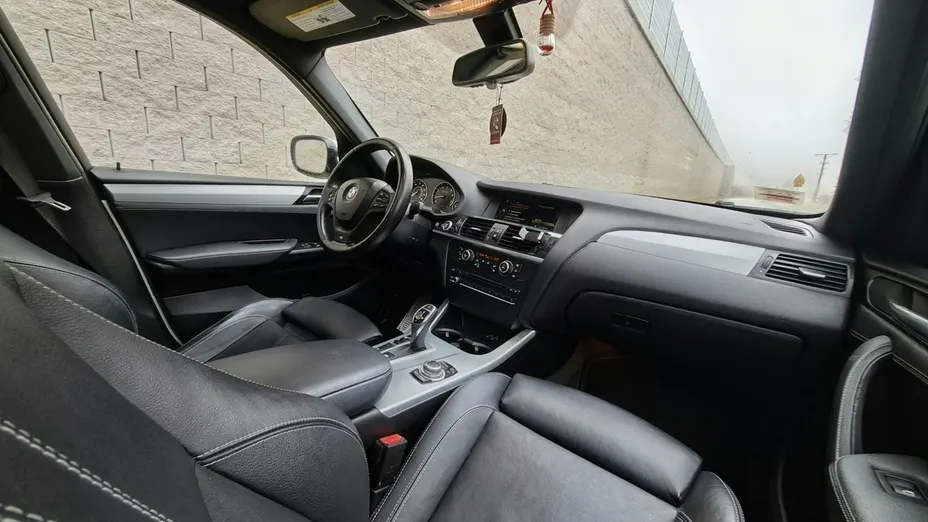 BMW X3 -