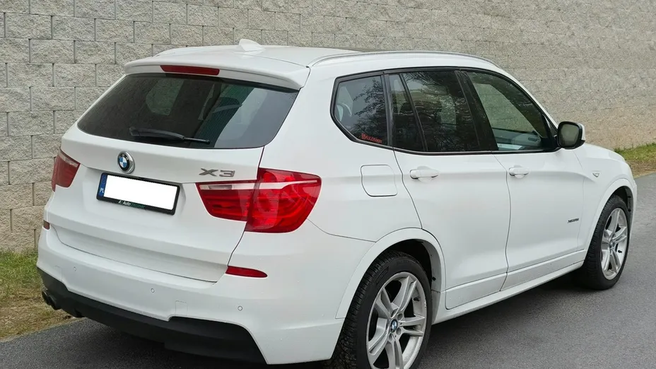 BMW X3 -