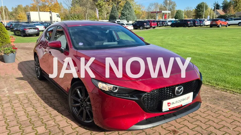 MAZDA 3 -