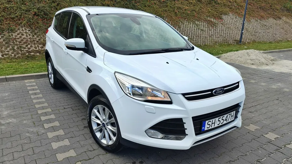 FORD Kuga -