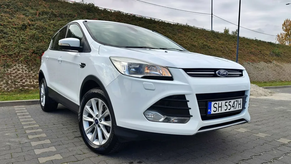 FORD Kuga -