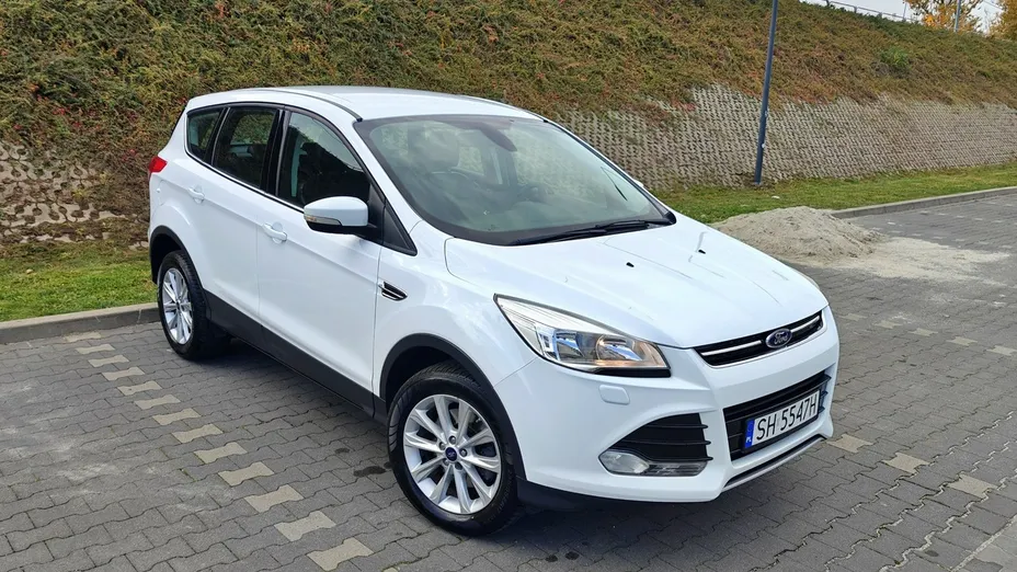 FORD Kuga -