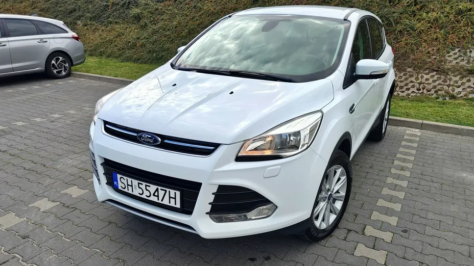 FORD Kuga -