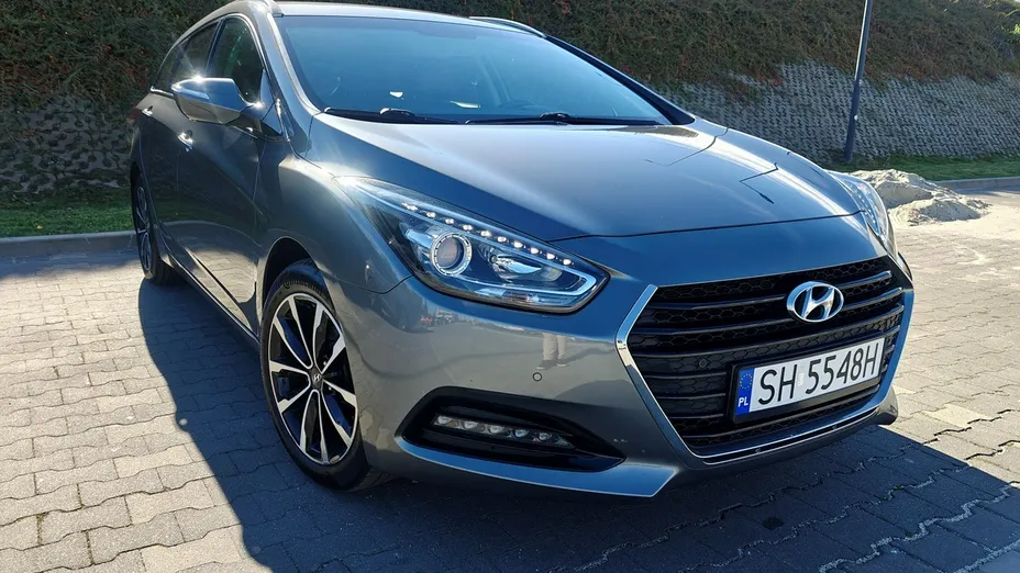 HYUNDAI i40 -