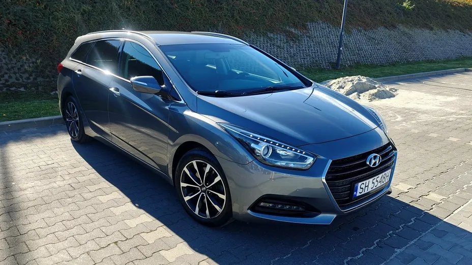 HYUNDAI i40 -