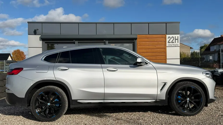 BMW X4 -