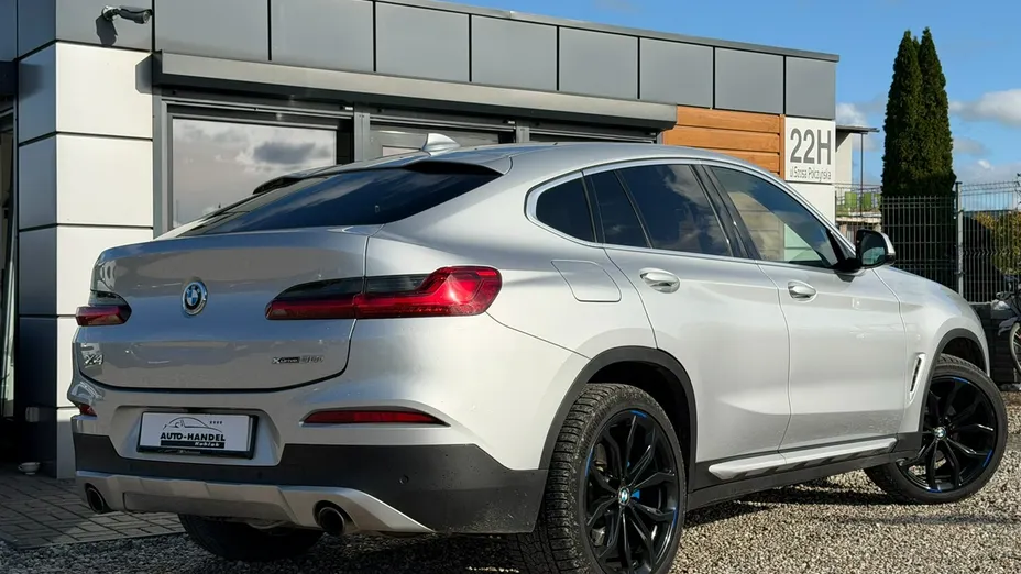 BMW X4 -