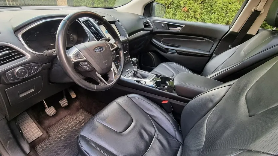 FORD Edge -