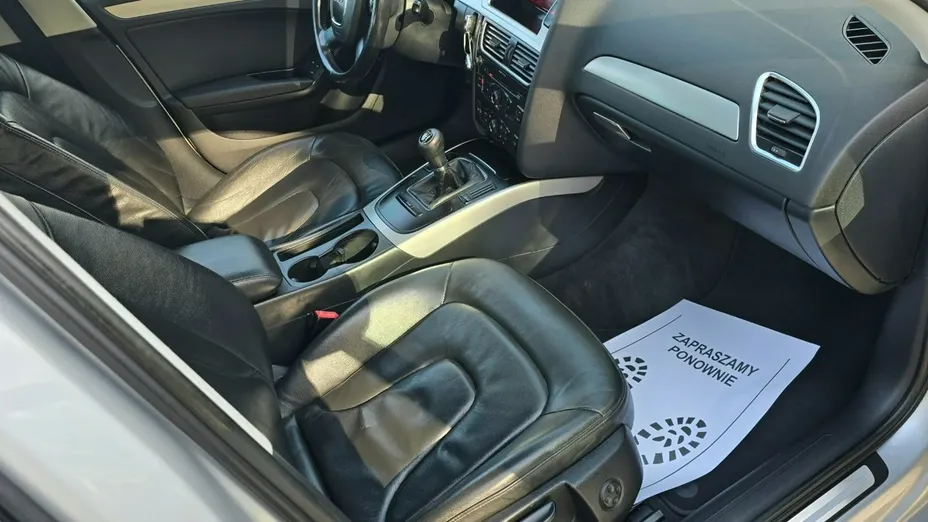 AUDI A4 -