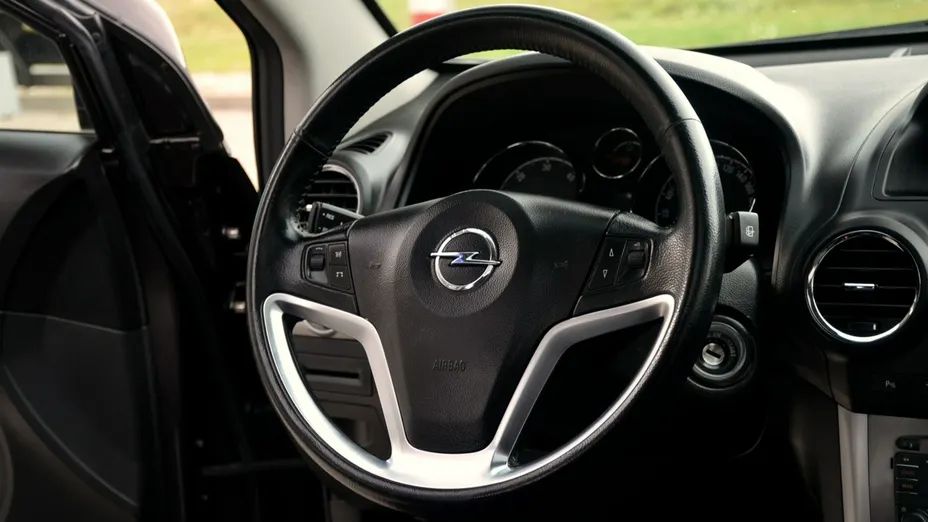 OPEL Antara -