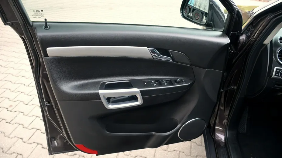 OPEL Antara -