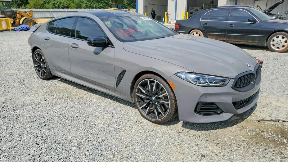 BMW Seria 8 -