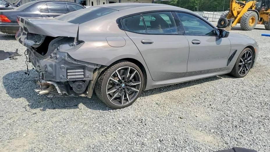BMW Seria 8 -