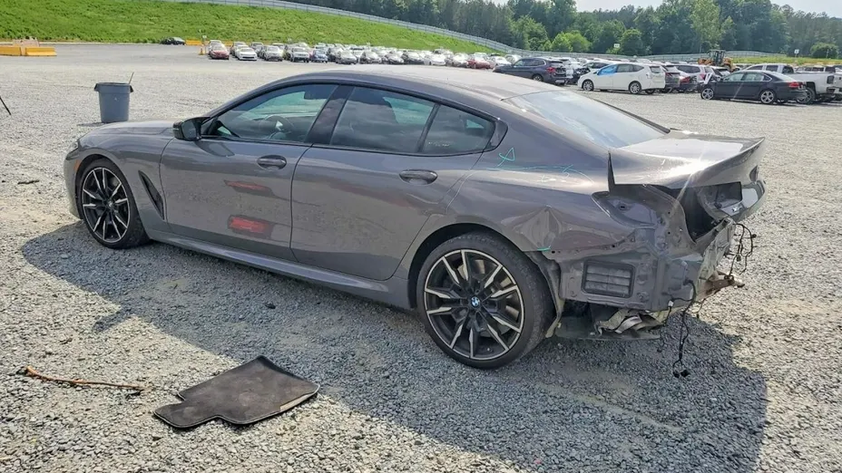 BMW Seria 8 -