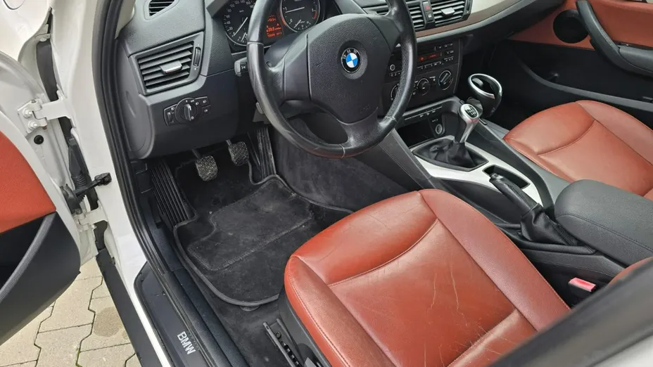 BMW X1 -
