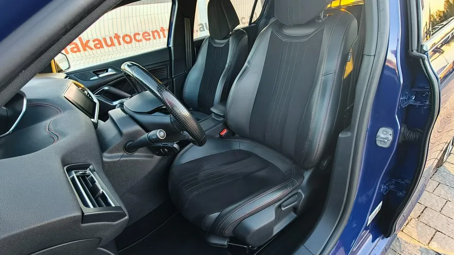 PEUGEOT 308 -