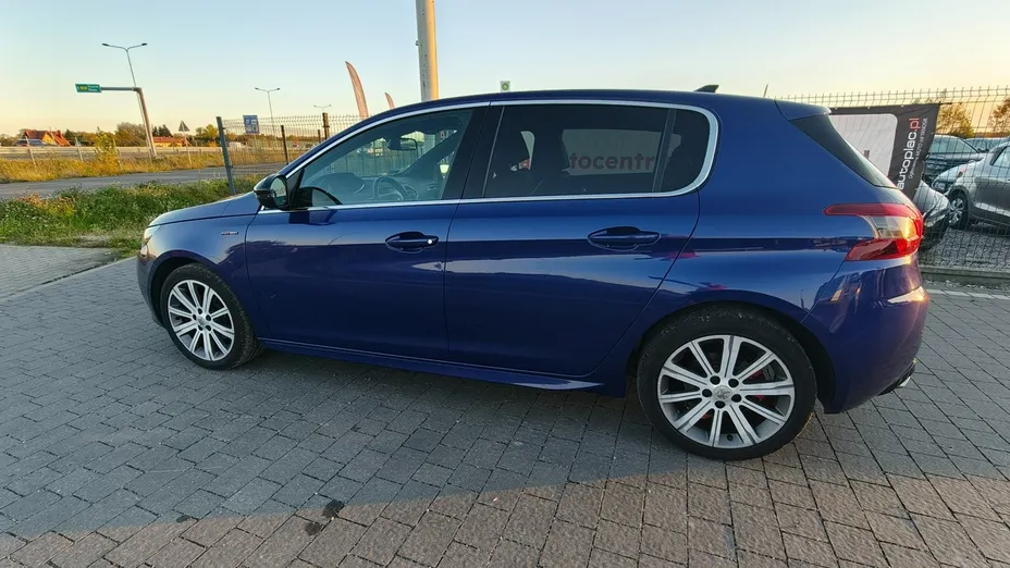 PEUGEOT 308 -