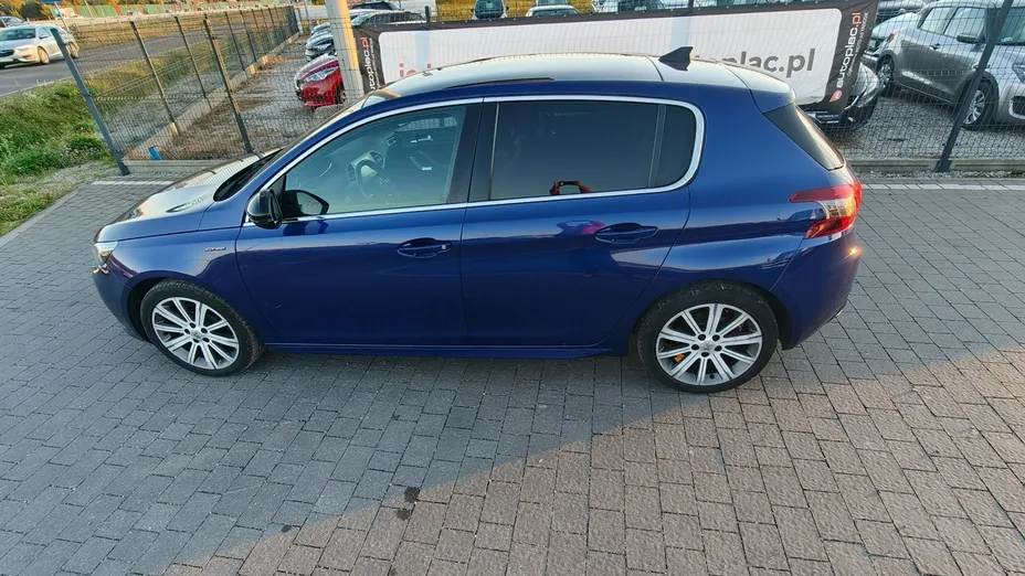 PEUGEOT 308 -