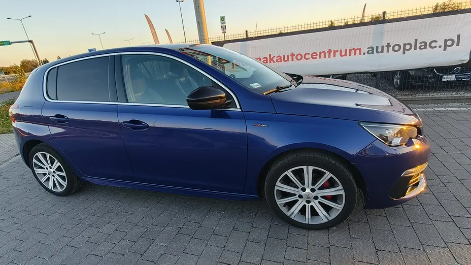 PEUGEOT 308 -
