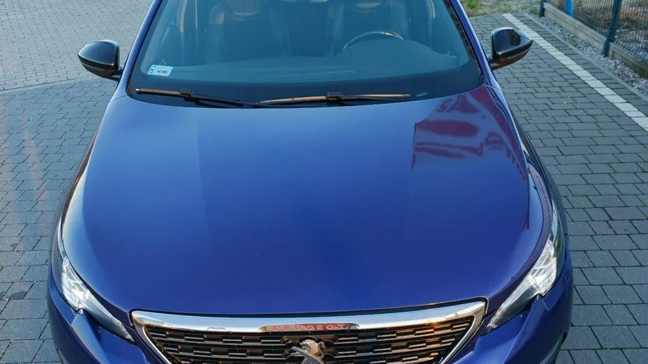 PEUGEOT 308 -