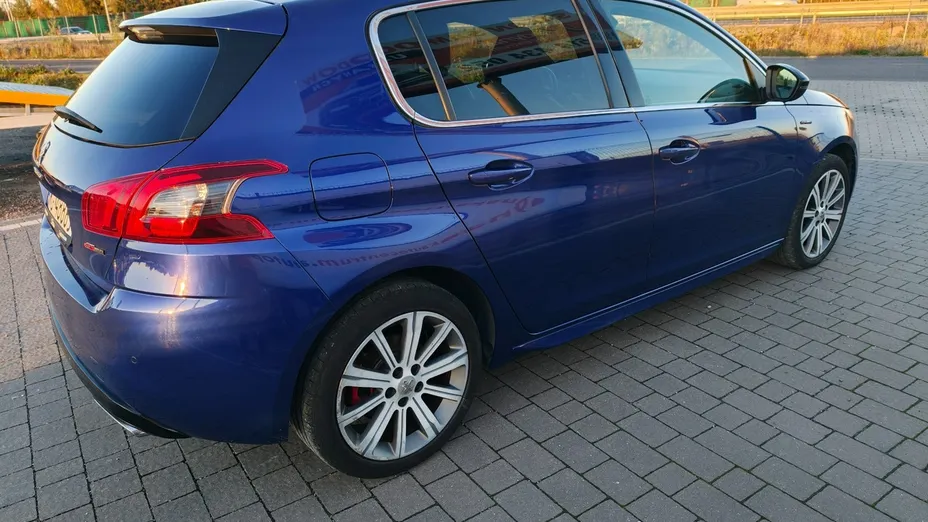 PEUGEOT 308 -