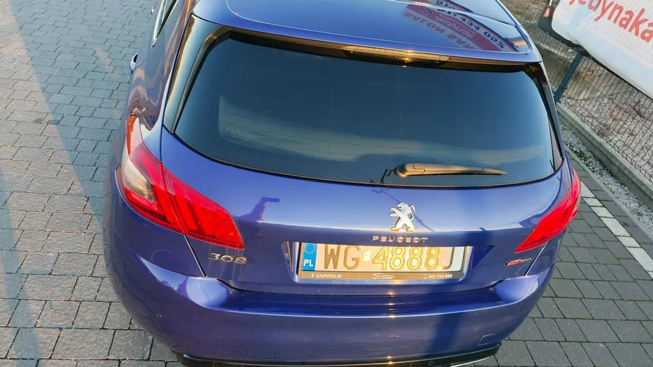 PEUGEOT 308 -