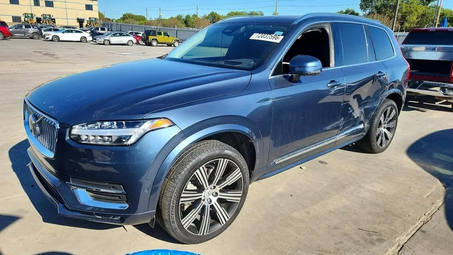 VOLVO XC90 -