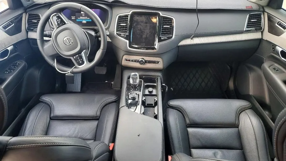 VOLVO XC90 -