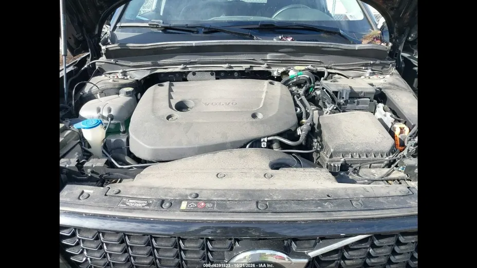 VOLVO XC40 -