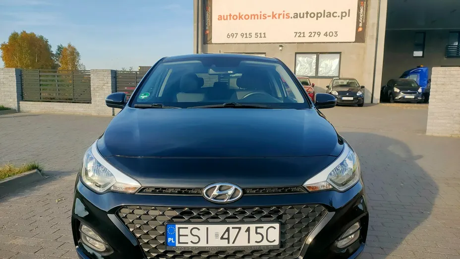 HYUNDAI i20 -