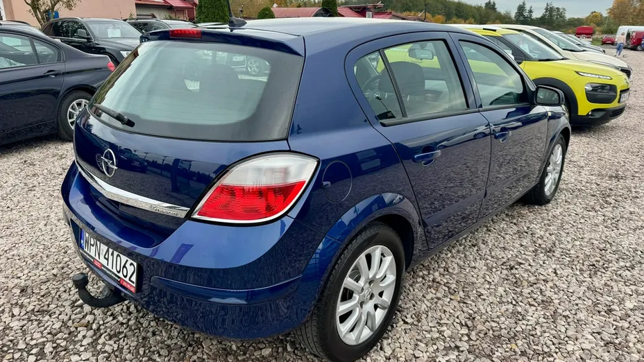 OPEL Astra -