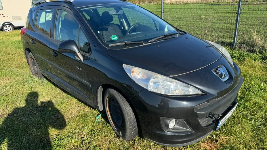 PEUGEOT 207 -