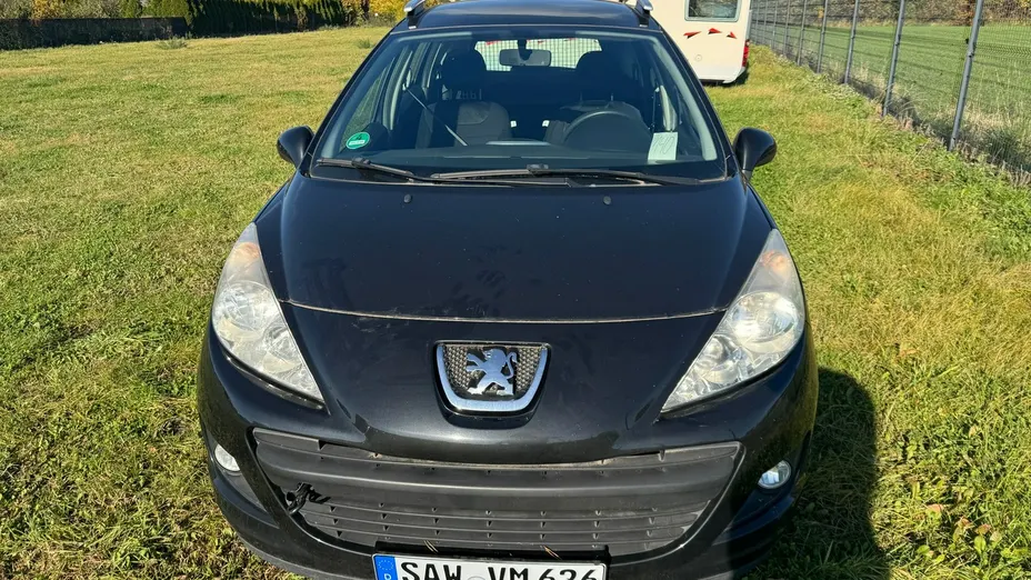 PEUGEOT 207 -