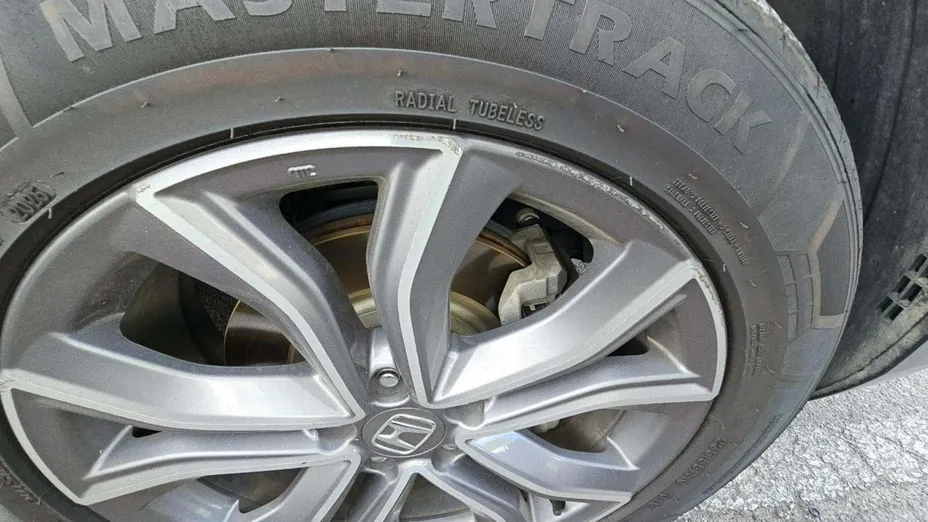 HONDA CR-V -