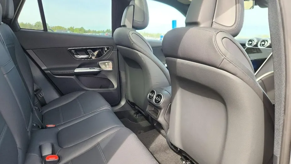 MERCEDES-BENZ GLC -
