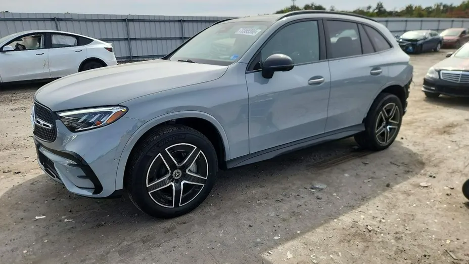 MERCEDES-BENZ GLC -