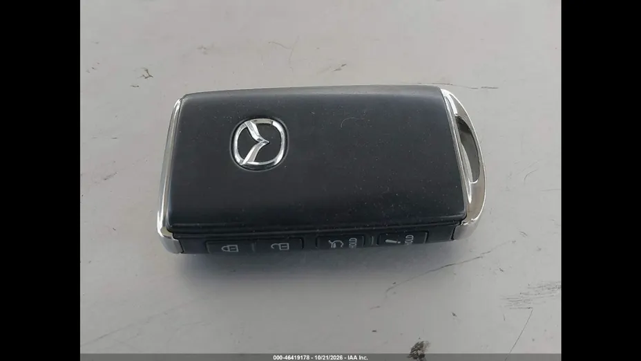 MAZDA CX-30 -