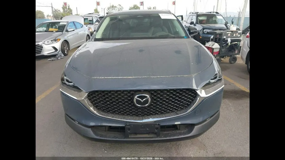 MAZDA CX-30 -