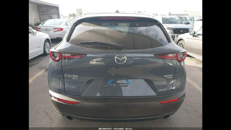 MAZDA CX-30 -