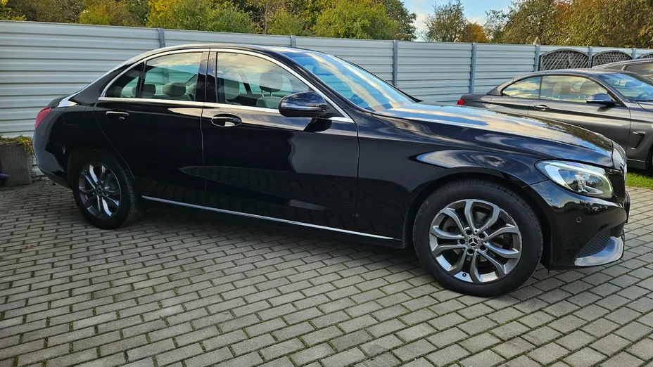 MERCEDES-BENZ C Klasa -