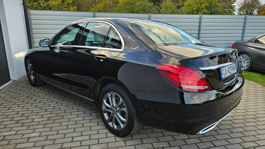 MERCEDES-BENZ C Klasa -