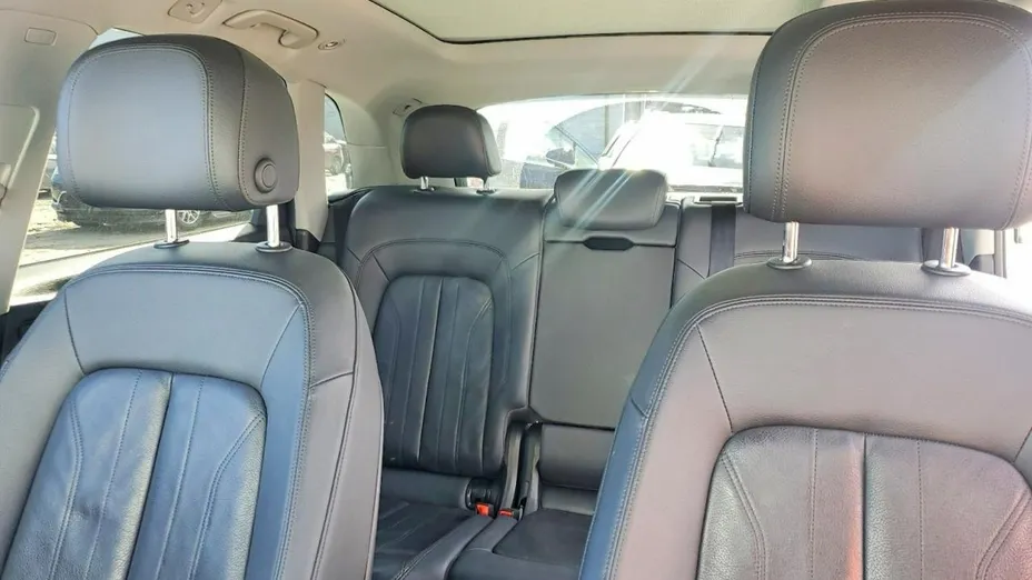 AUDI Q5 -