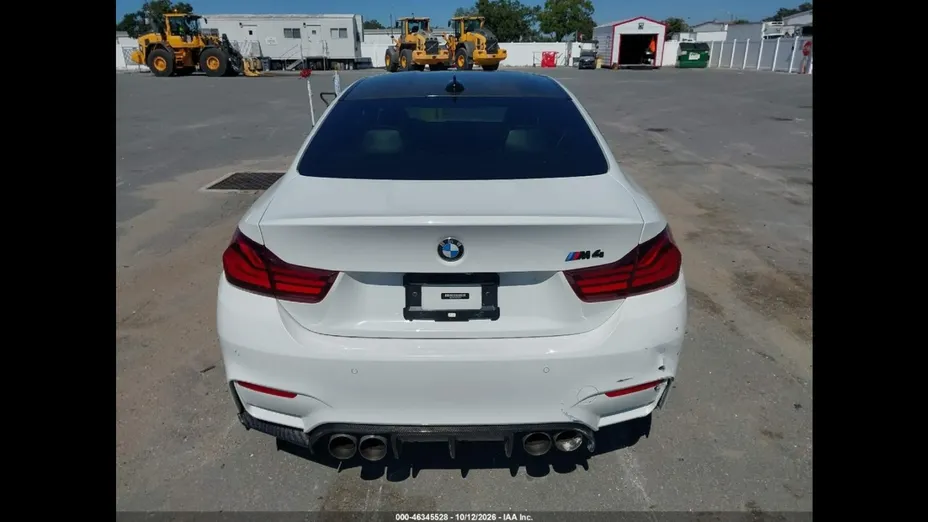 BMW M4 -
